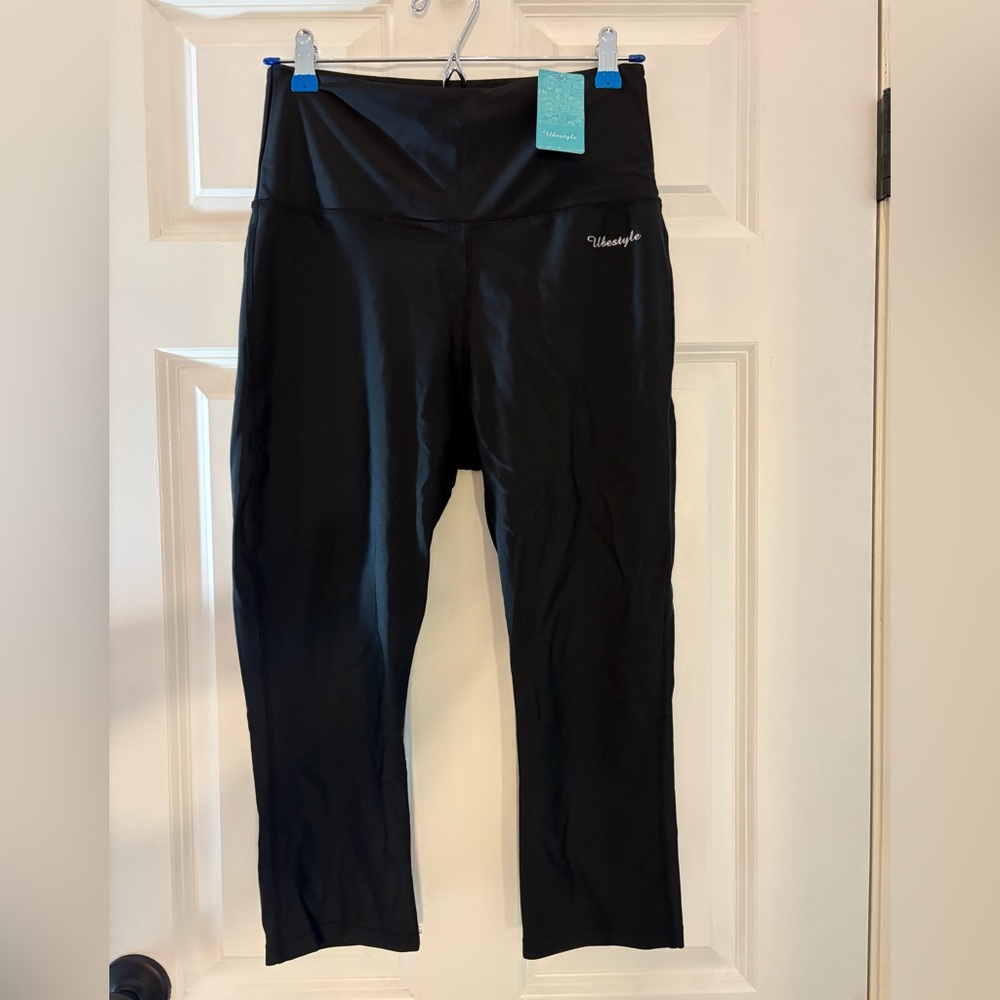 Black Cropped Leggings